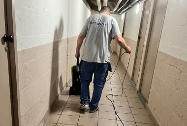 floor cleaning service